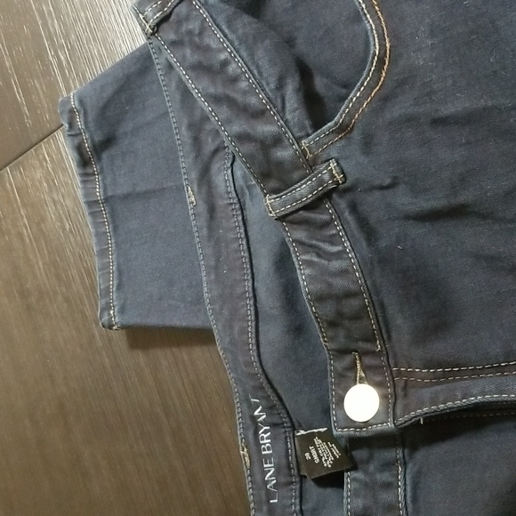 NEW Jeans - Picture 4 of 4